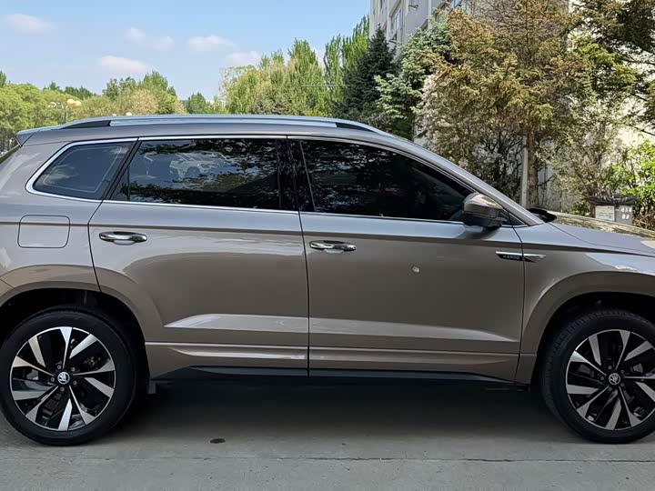 Skoda Karoq, 2022 — фото 4 из 9