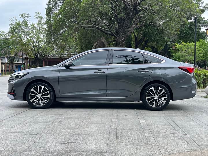 Changan Eado Plus, 2022 — фото 7 из 9
