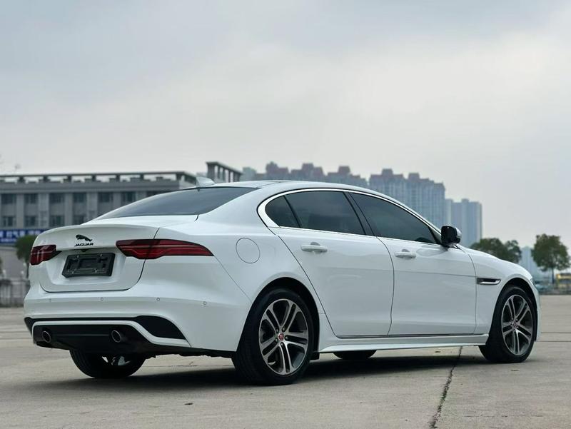 Jaguar XE L, 2022 — фото 6 из 10