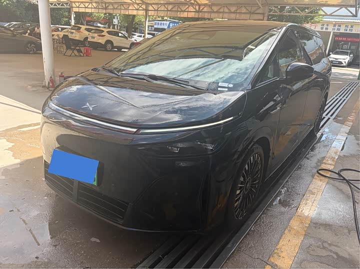 XPeng X9, 2025 — купить в Липецке под ключ