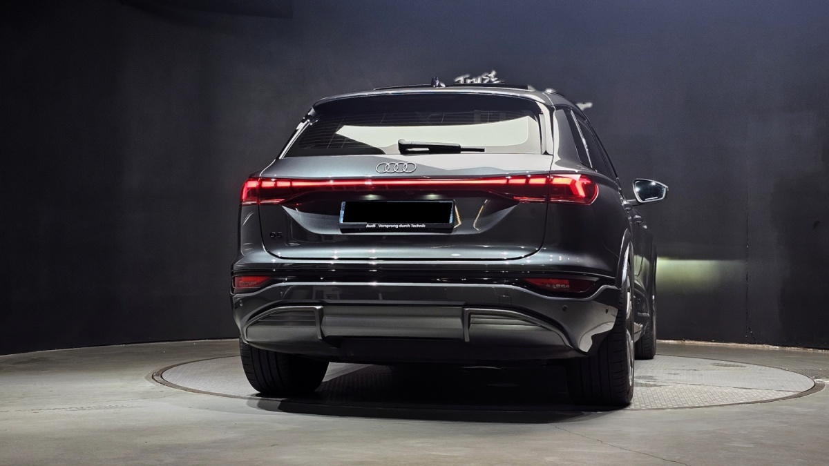 Audi Q6 e-tron, 2025 — фото 4 из 12
