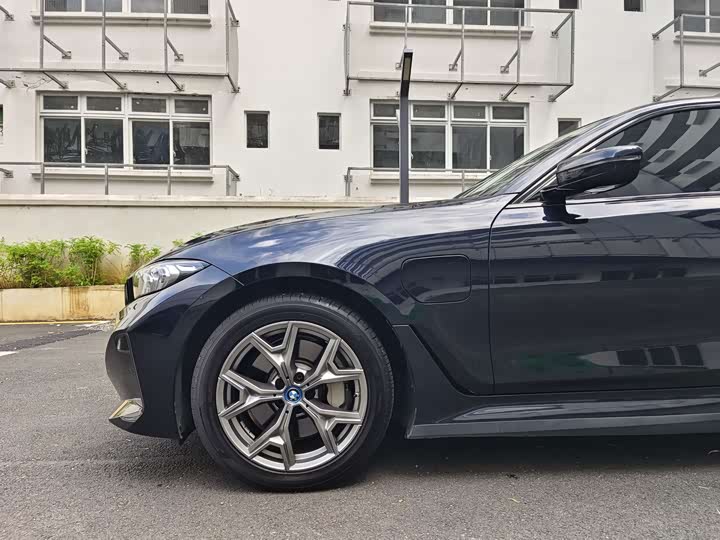 BMW i3, 2023 — фото 7 из 9