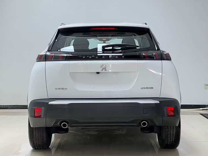 Peugeot 2008, 2023 — фото 5 из 9
