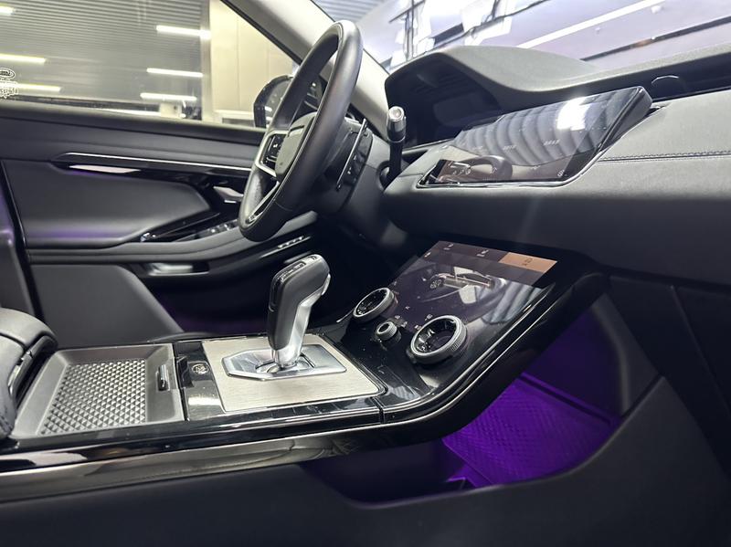 Land Rover Range Rover Evoque L, 2022 — фото 10 из 12
