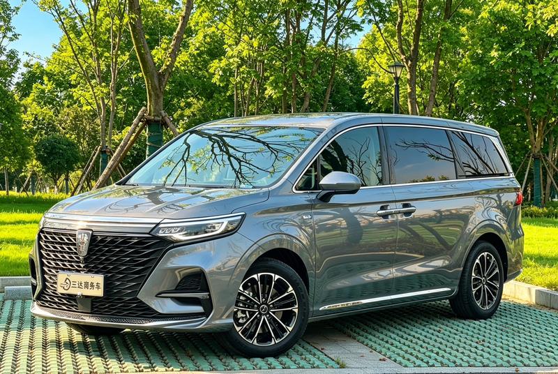 Roewe iMax 8, 2023 — купить в Санкт-Петербурге под ключ