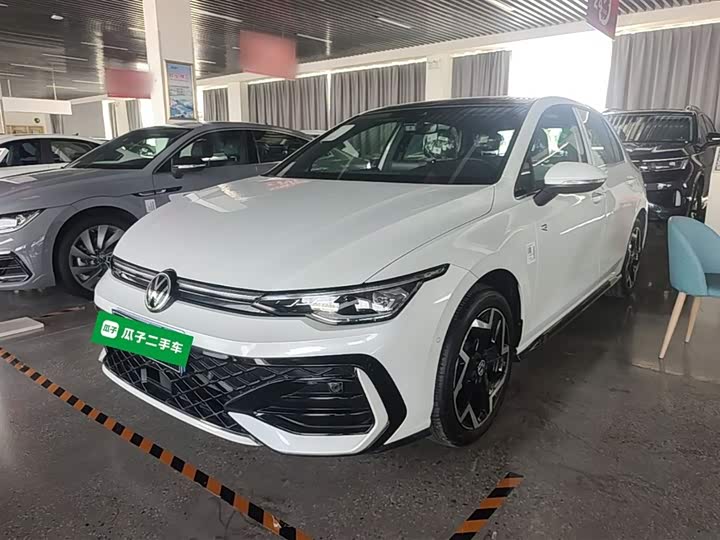 Volkswagen Golf, 2025 — купить в Саранске под ключ