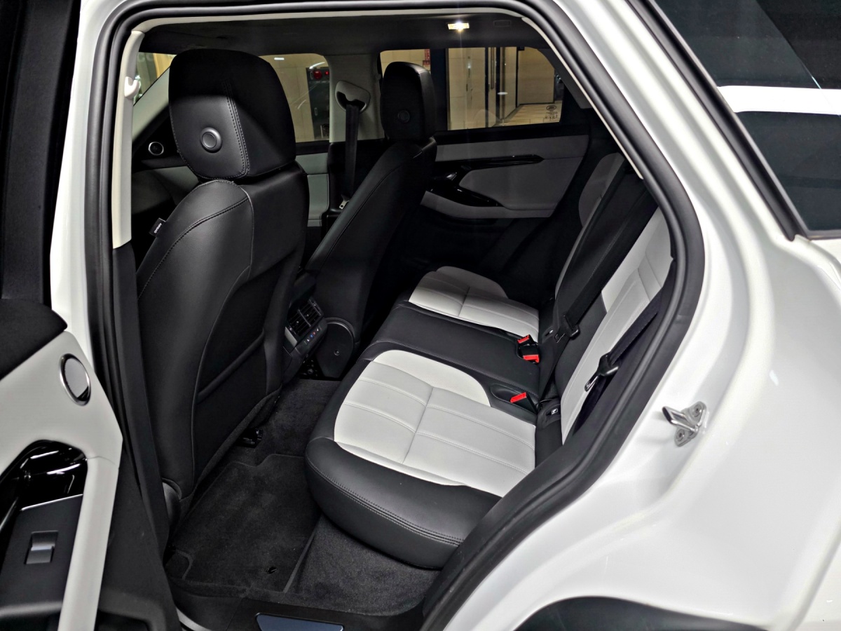 Land Rover Range Rover Evoque, 2024 — фото 10 из 12