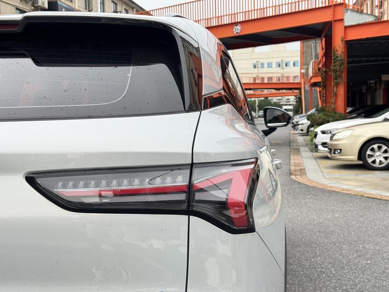 Wuling Starlight S, 2024 — фото 10 из 12
