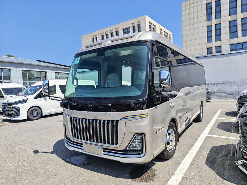 Hongqi Guoyue, 2024 — купить в Перми под ключ