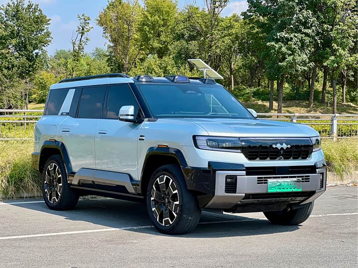 BYD FangChengBao Leopard 8, 2024 — фото 3 из 9