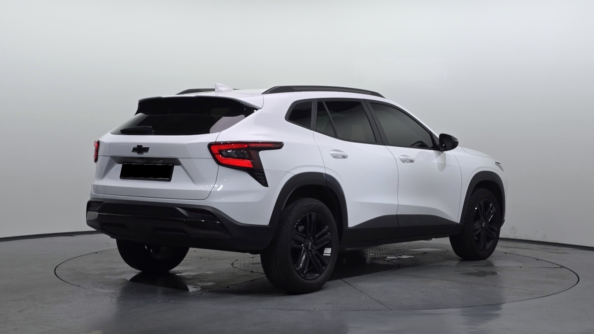Chevrolet Trax, 2023 — фото 2 из 12
