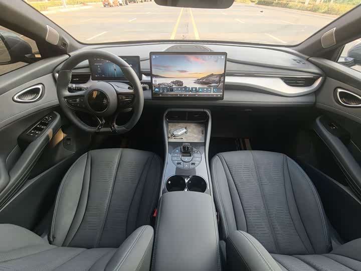 BYD Seal 06 GT, 2025 — фото 6 из 9