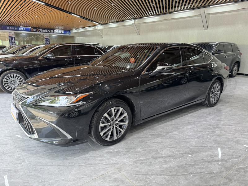 Lexus ES, 2024 — купить в Санкт-Петербурге под ключ