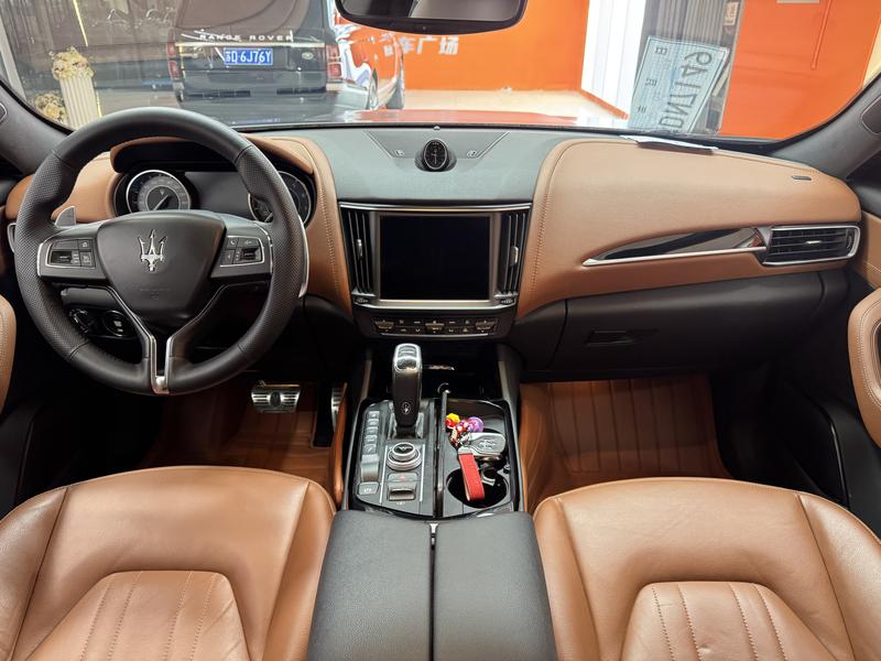 Maserati Levante, 2021 — фото 5 из 9