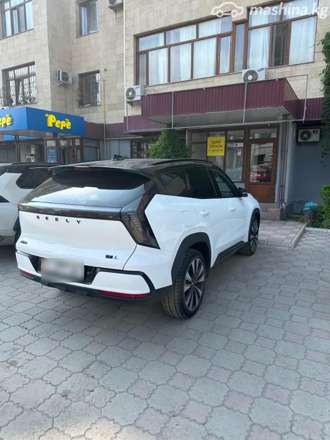 Geely Atlas, 2025 — фото 6 из 11