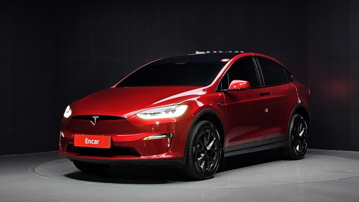 Tesla Model X, 2023 — фото 6 из 12