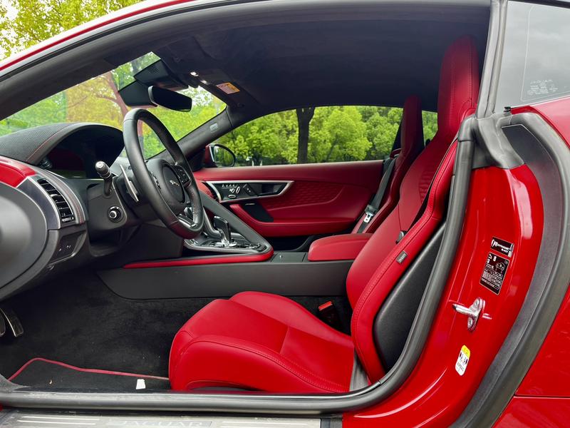 Jaguar F-Type, 2023 — фото 11 из 12