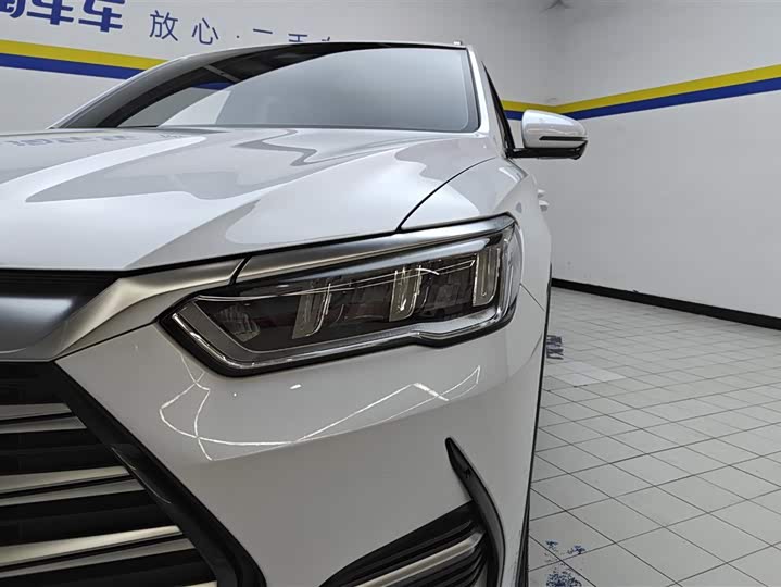BYD Song Pro Hybrid, 2022 — фото 5 из 9