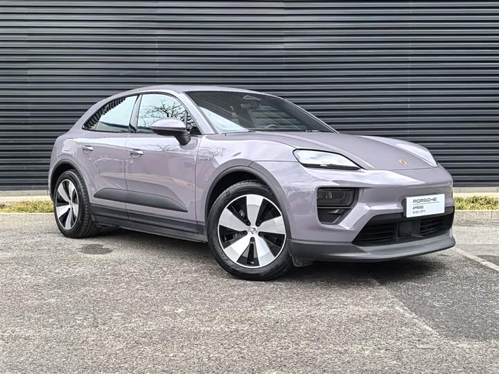 Porsche Macan EV, 2025 — фото 7 из 9