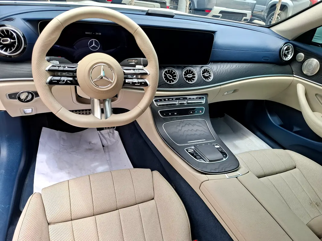 Mercedes-Benz E-Class, 2023 — фото 9 из 10