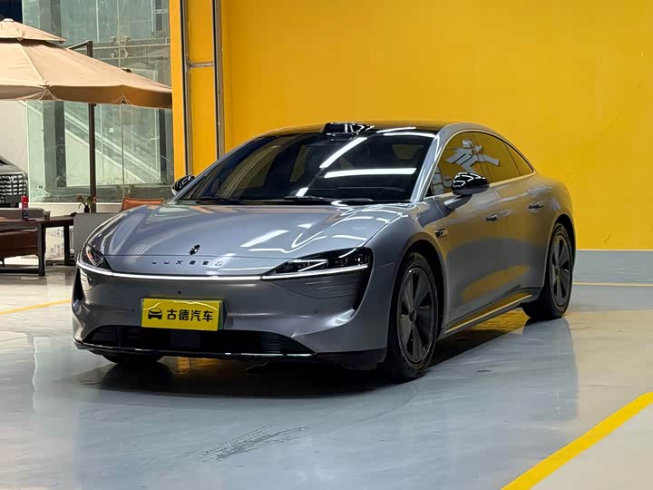 Luxeed S7, 2024 — купить в Москве под ключ
