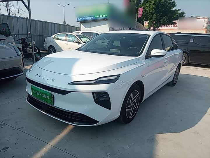 Roewe D6, 2025 — купить в Москве под ключ