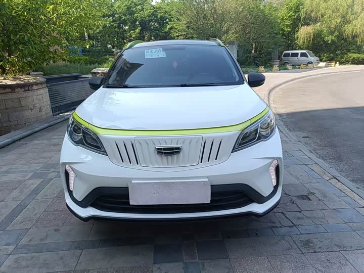 Geely Geometry EX3, 2022 — фото 3 из 9