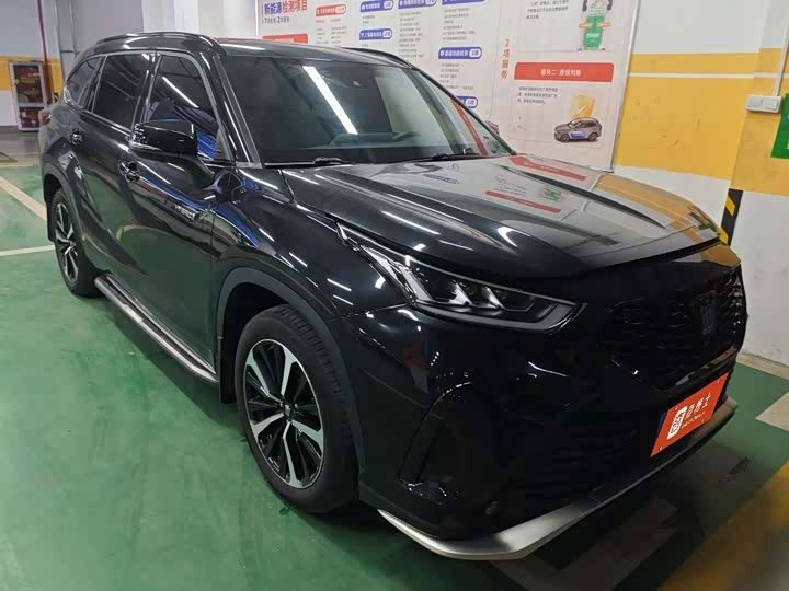 Toyota Crown Kluger, 2023 — фото 2 из 9