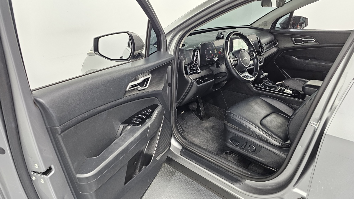 Kia Sportage, 2021 — фото 10 из 12