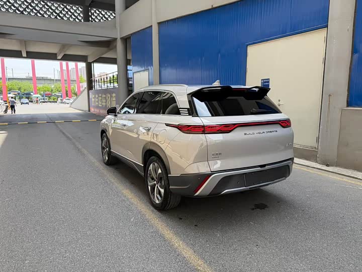 BYD Frigate 07, 2022 — фото 4 из 9