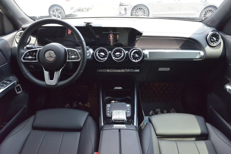 Mercedes-Benz GLB-Class, 2021 — фото 6 из 12