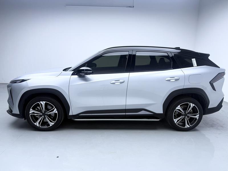 Geely Galaxy L7, 2024 — фото 4 из 12
