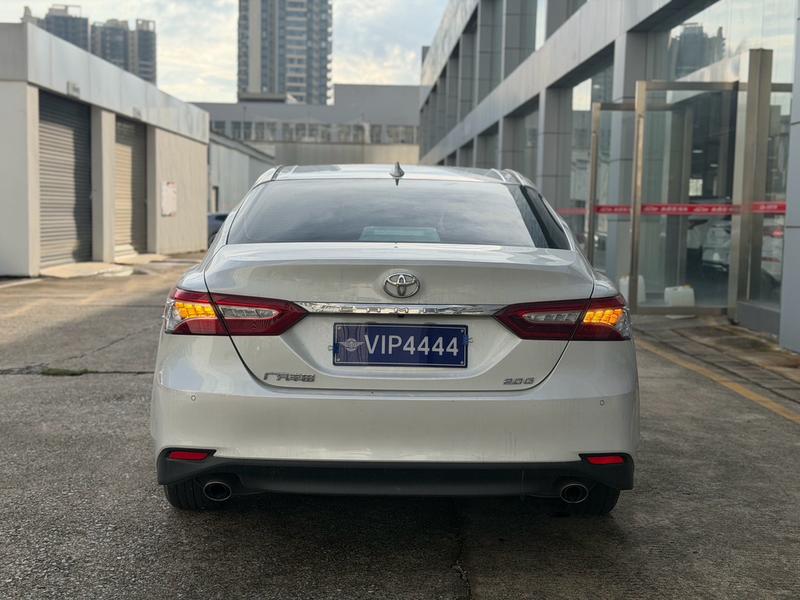 Toyota Camry, 2022 — фото 5 из 12