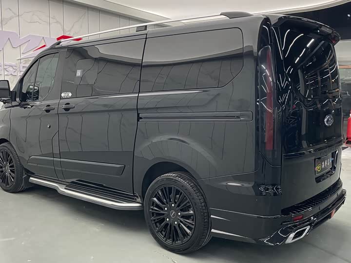 Ford Tourneo, 2022 — фото 9 из 9