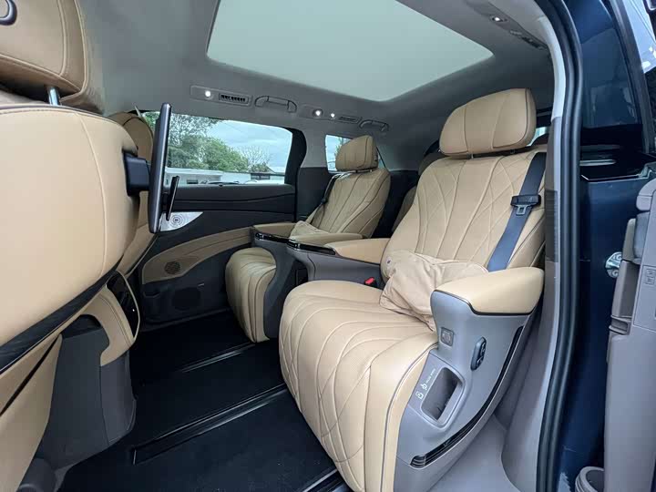 Denza D9, 2022 — фото 5 из 9
