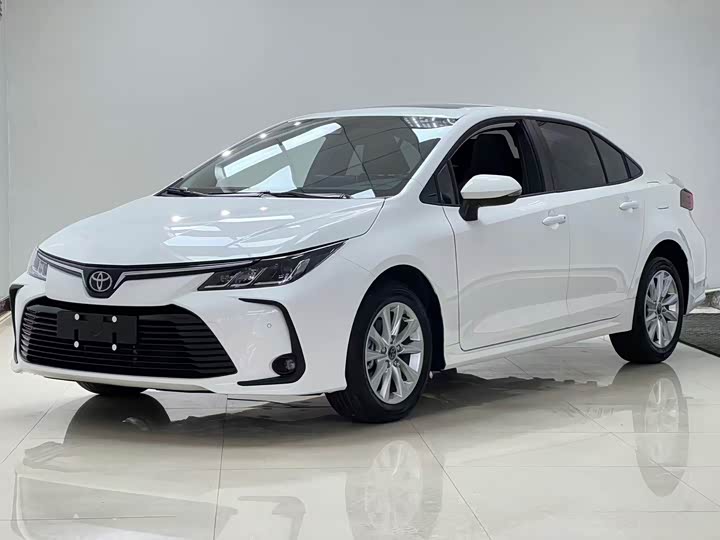 Toyota Corolla, 2023 — купить в Воронеже под ключ