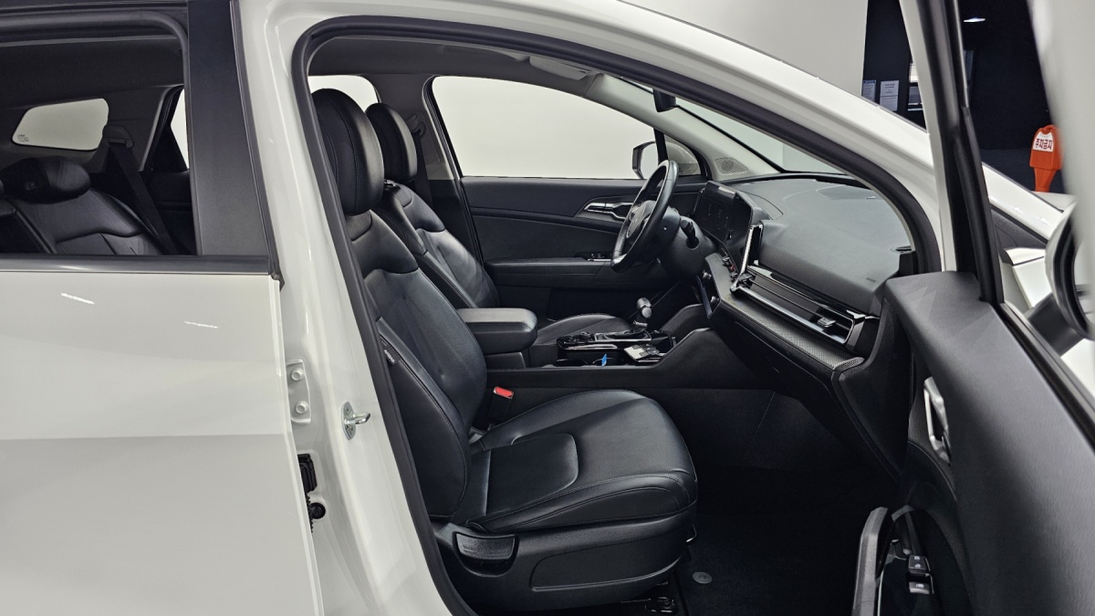 Kia Sportage, 2022 — фото 11 из 12