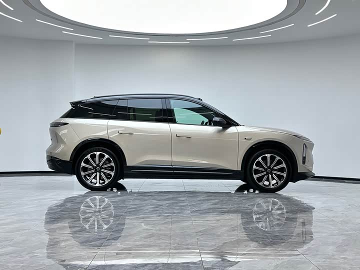 Nio ES6, 2025 — фото 8 из 9