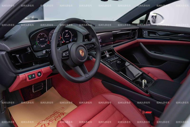 Porsche Panamera, 2024 — фото 10 из 12