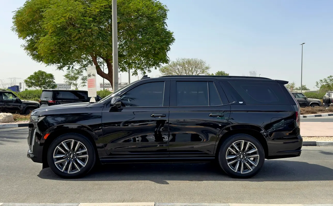 Cadillac Escalade, 2023 — фото 4 из 10