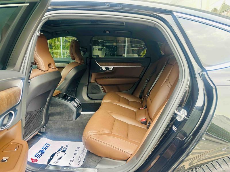 Volvo S90, 2023 — фото 10 из 11