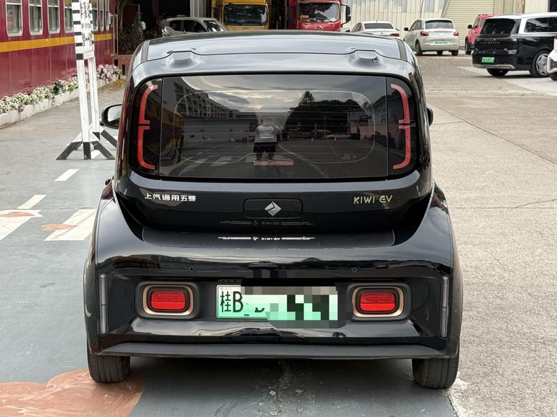 Baojun KiWi EV, 2021 — фото 5 из 9
