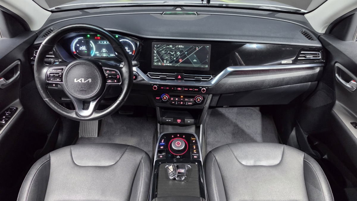 Kia Niro, 2022 — фото 6 из 12