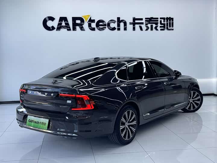 Volvo S90 Hybrid, 2021 — фото 3 из 9
