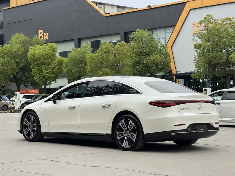Mercedes-Benz EQS, 2022 — фото 5 из 12