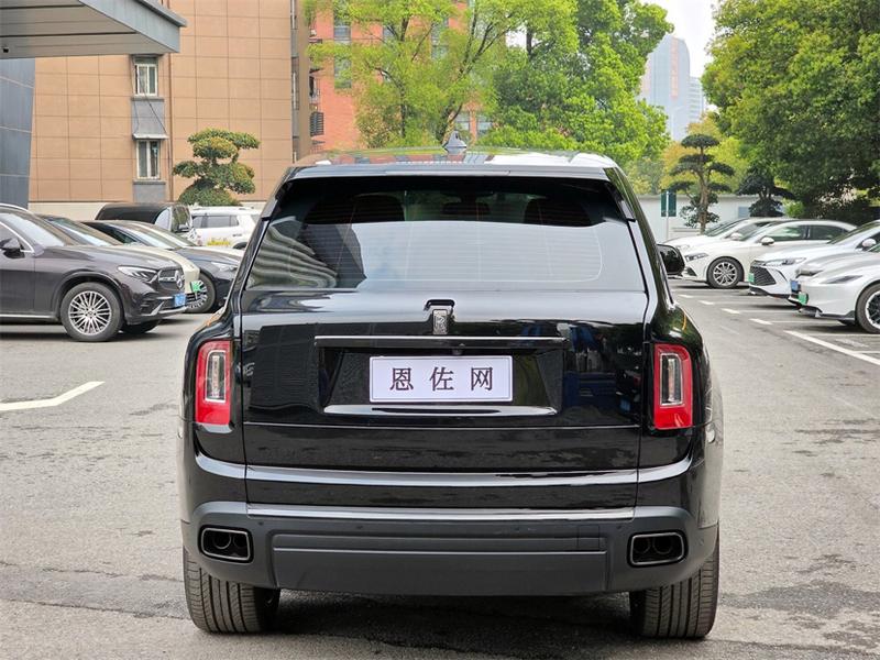 Rolls-Royce Cullinan, 2023 — фото 5 из 10
