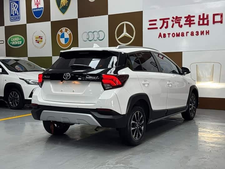 Toyota Yaris L Hatchback, 2021 — фото 6 из 9