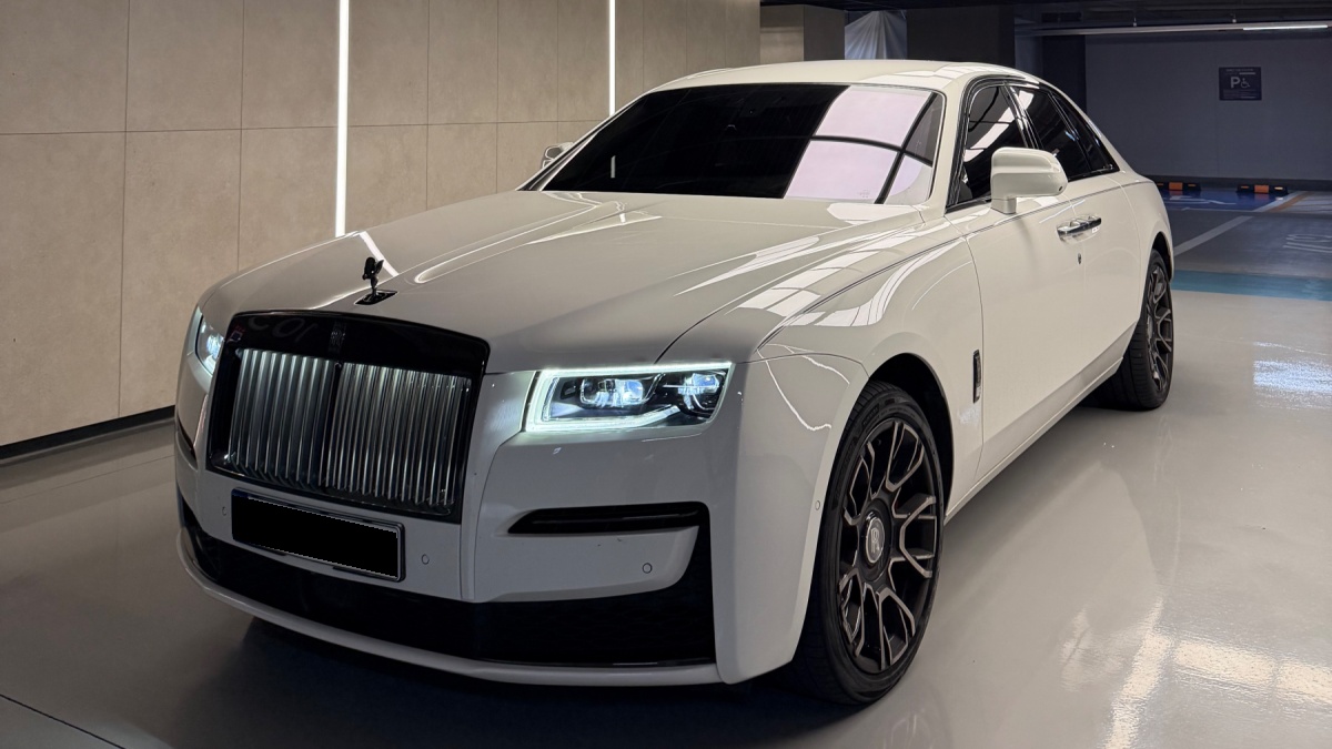 Rolls-Royce Ghost, 2022 — фото 3 из 9