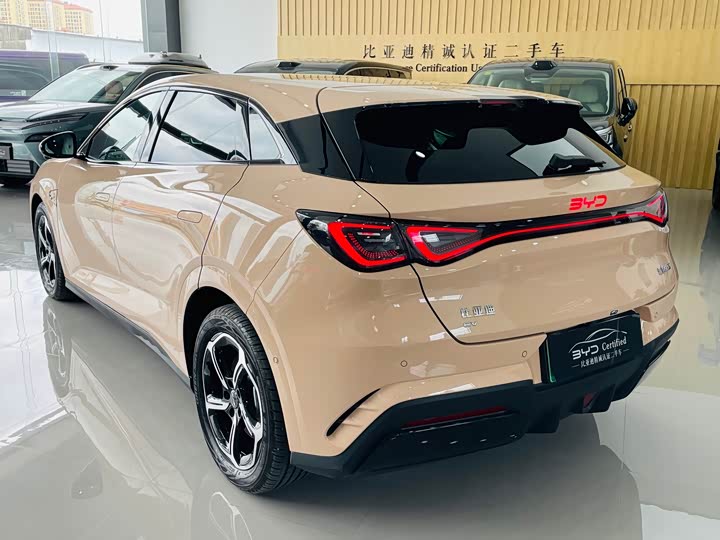 BYD Seal 06 GT, 2024 — фото 4 из 9