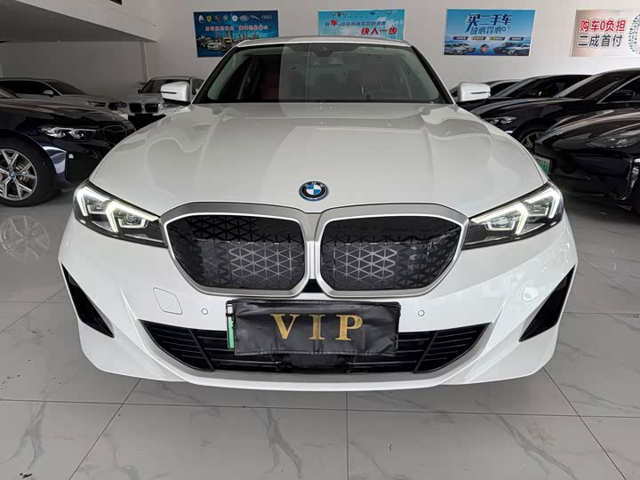 BMW i3, 2024 — фото 2 из 9